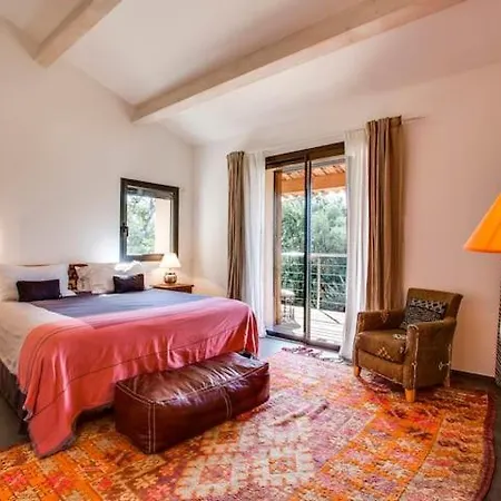 Maison Au Bord De La Cote Olmeto (Corsica)