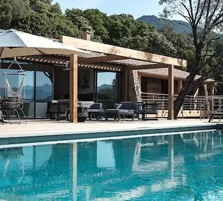 Maison Au Bord De La Cote * Olmeto (Corsica)